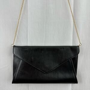 Black Faux Leather Envelope Crossbody Purse Bag w/ Gold Chain